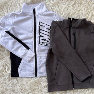 Boys Athletic Zip-ups XS 4/5